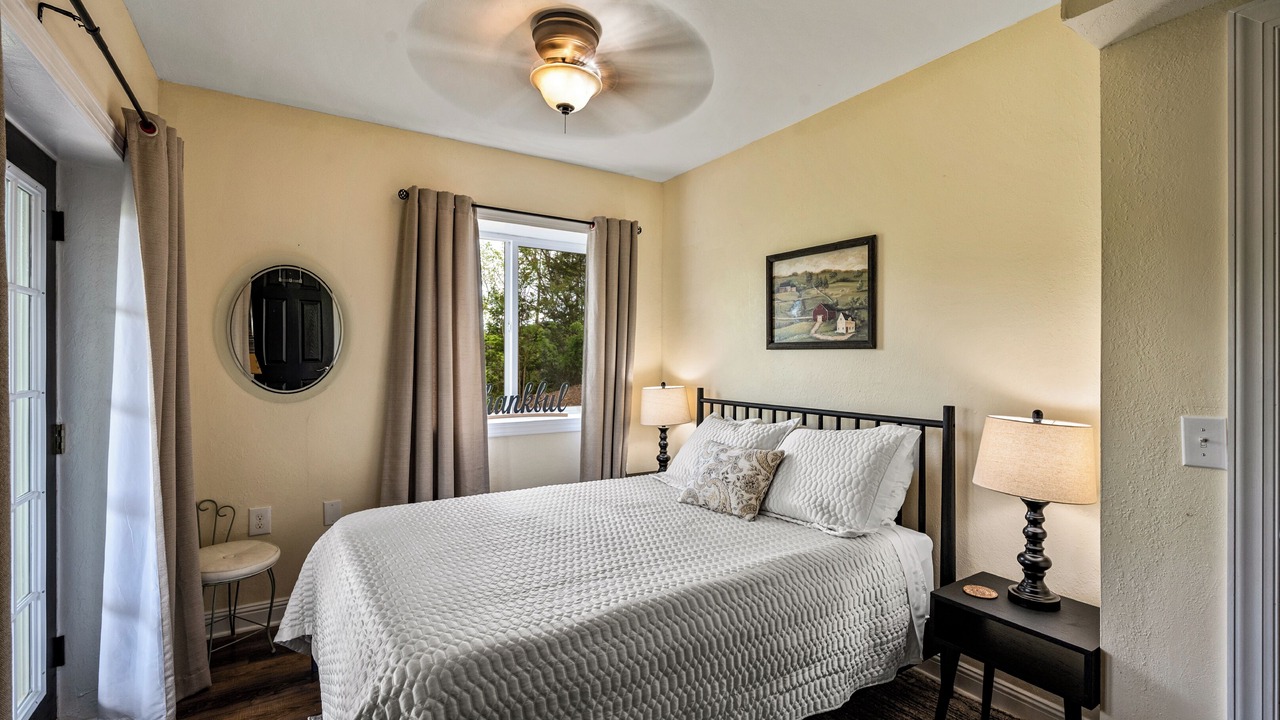 Photo of Bedroom in Dandridge