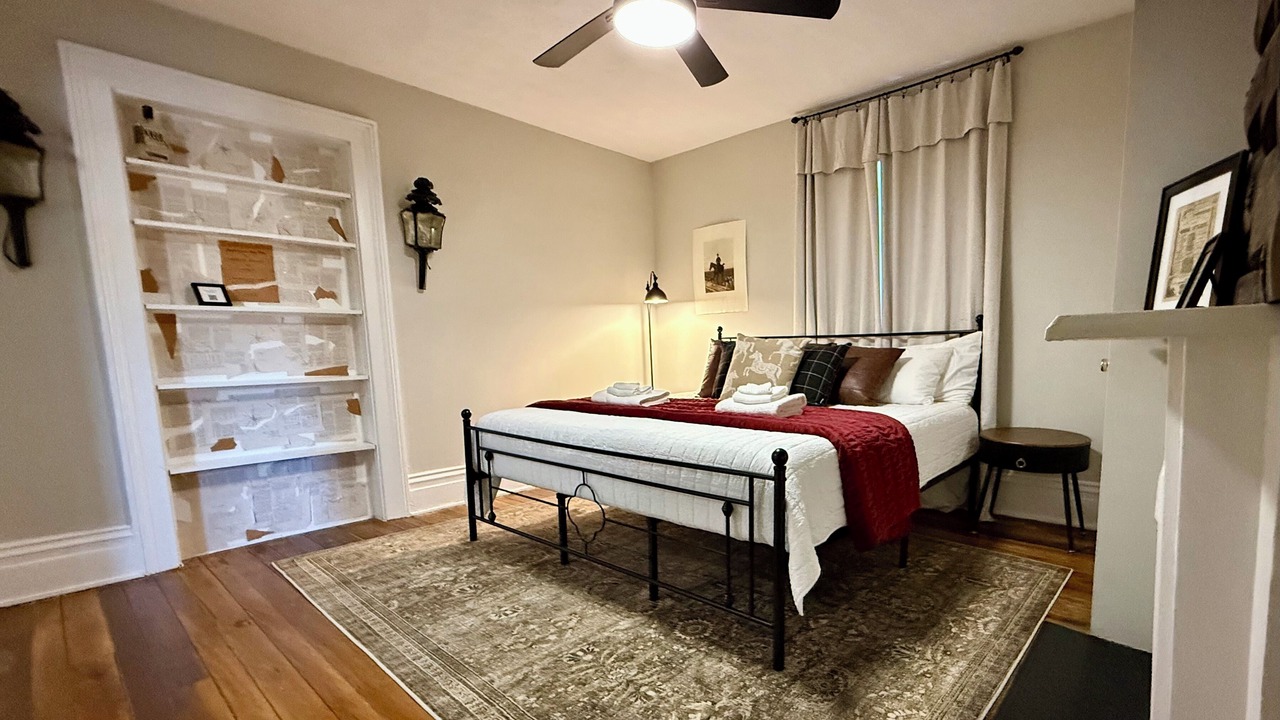 Photo of Bedroom in Frankfort