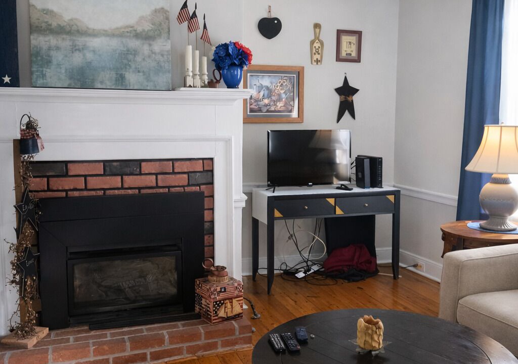 Photo of Livingroom in Sharpsburg