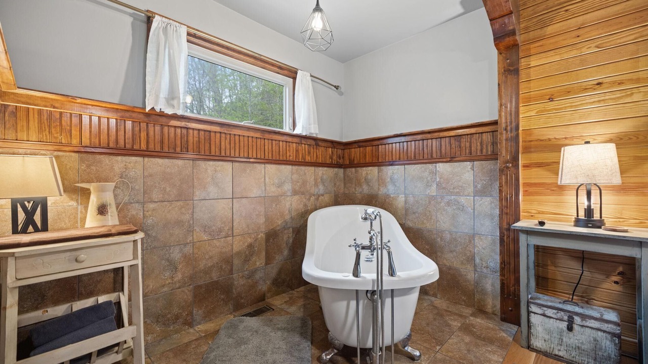 Photo of Bathroom in Stanton
