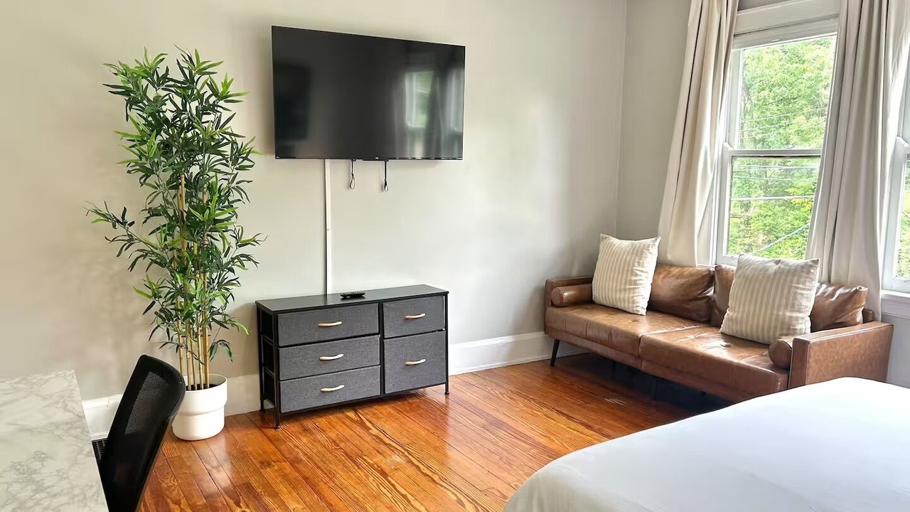 Photo of Bedroom in Silverton