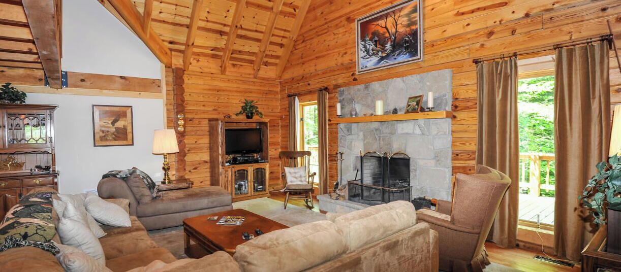 Photo of Livingroom in Old Timberline