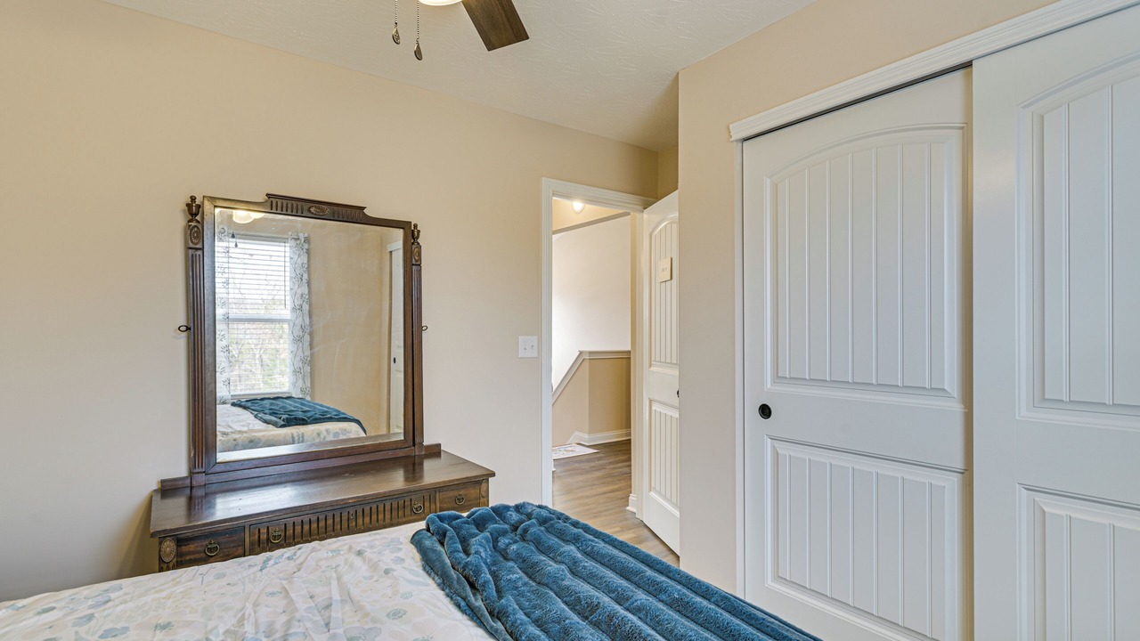Photo of Bedroom in Crittenden