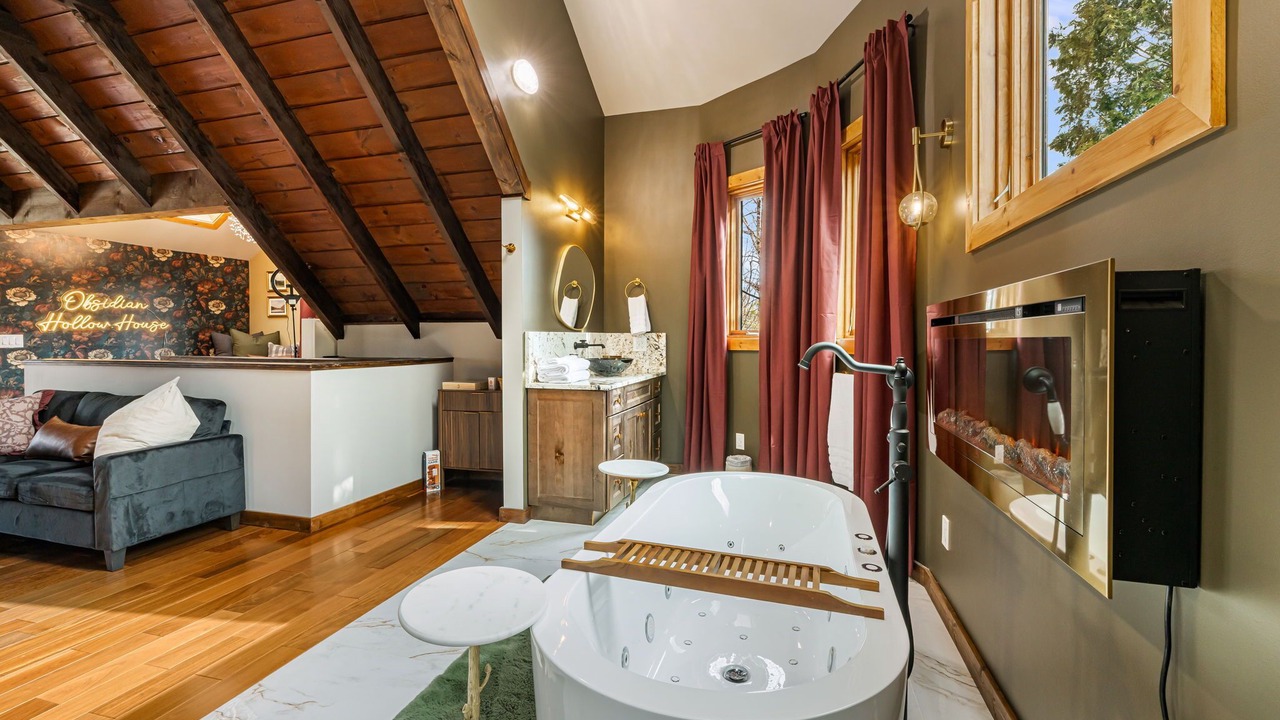 Photo of Bathroom in Newland