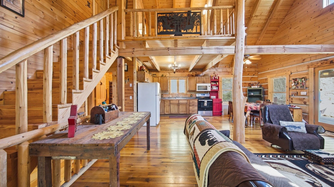 Photo of Bedroom in Campton