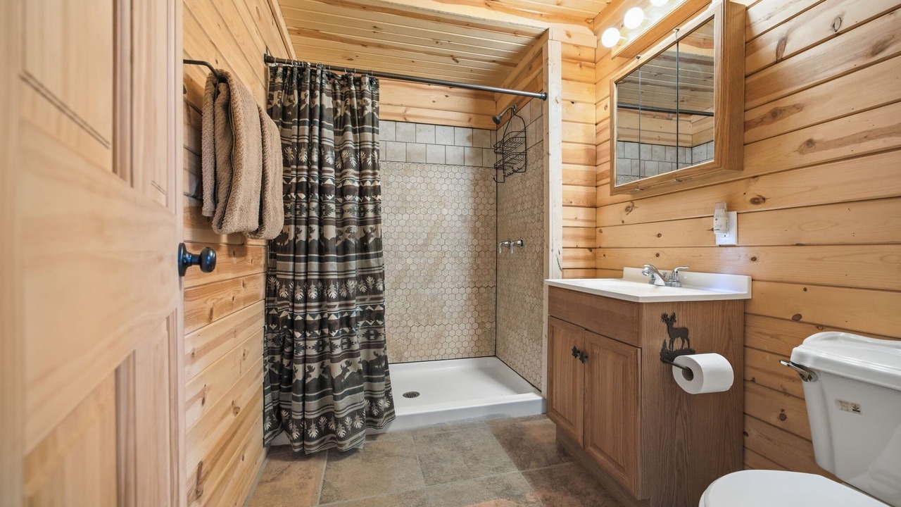 Photo of Bathroom in Campton