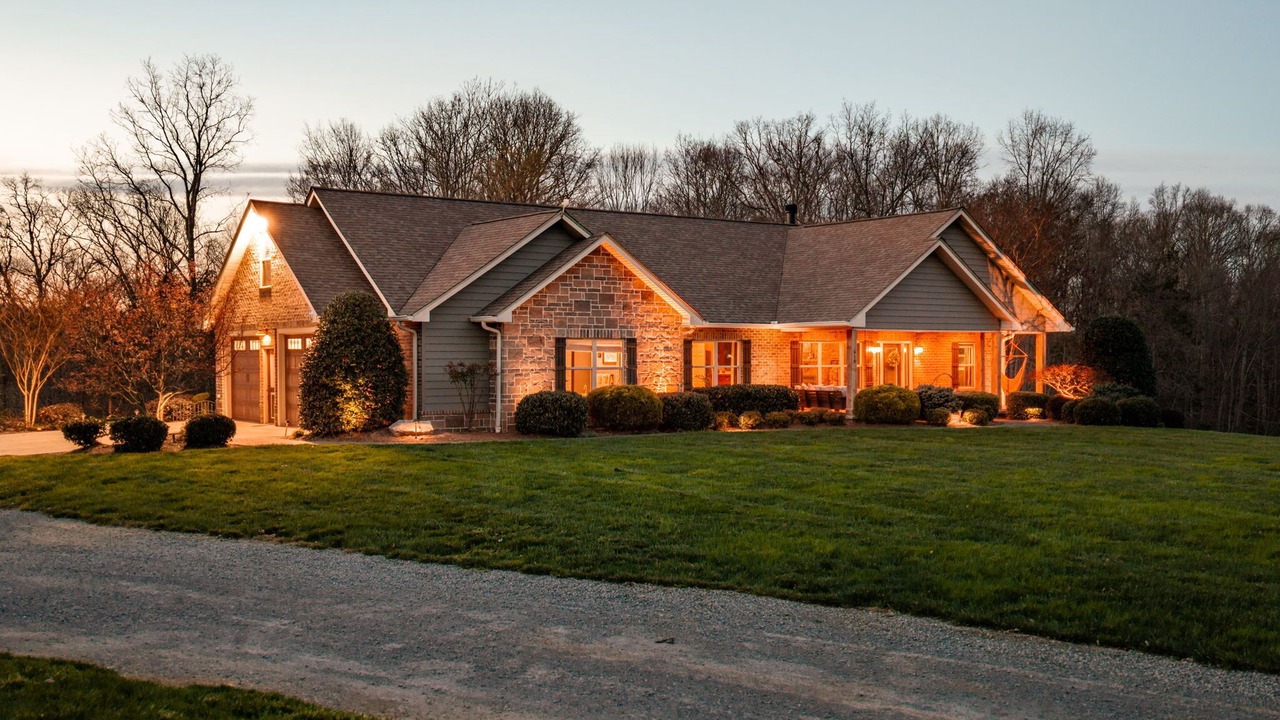 Photo of Outdoor in Fall Branch