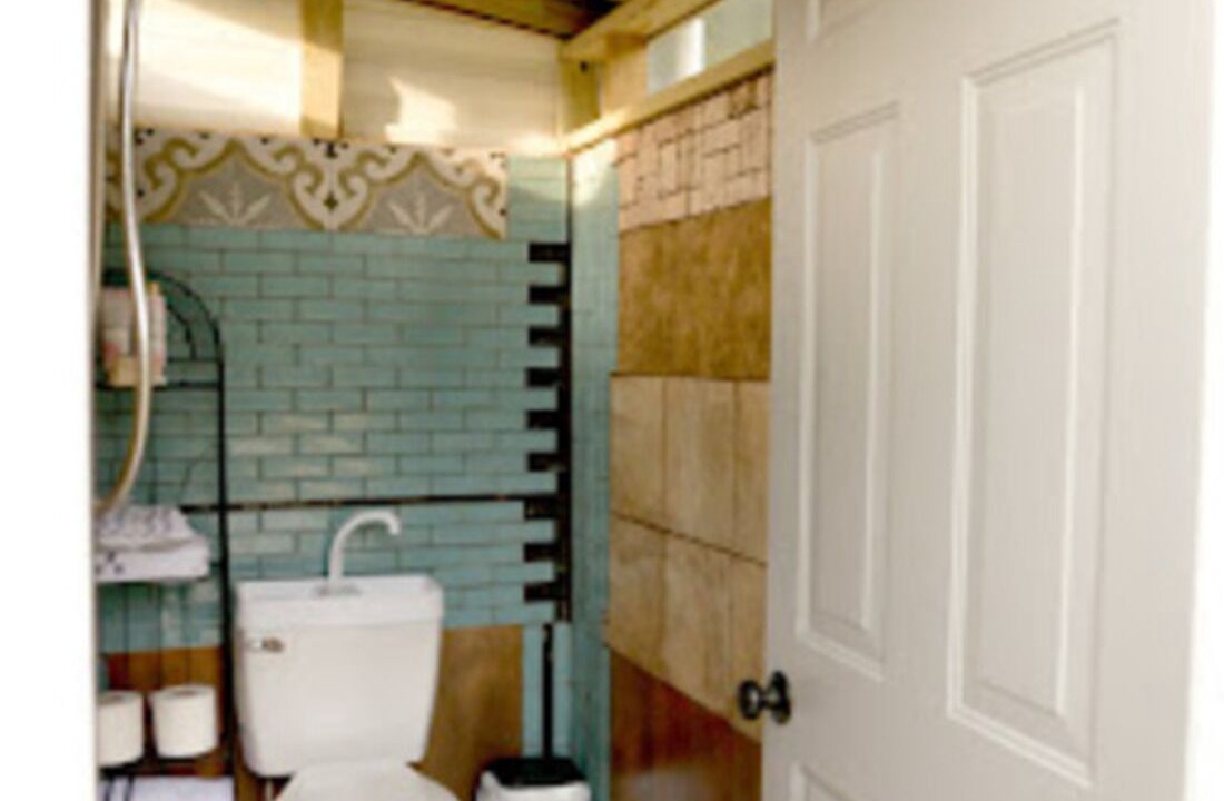 Photo of Bathroom in Roan Mountain