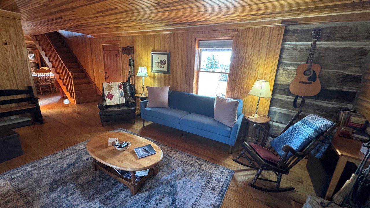Photo of Livingroom in Frenchburg