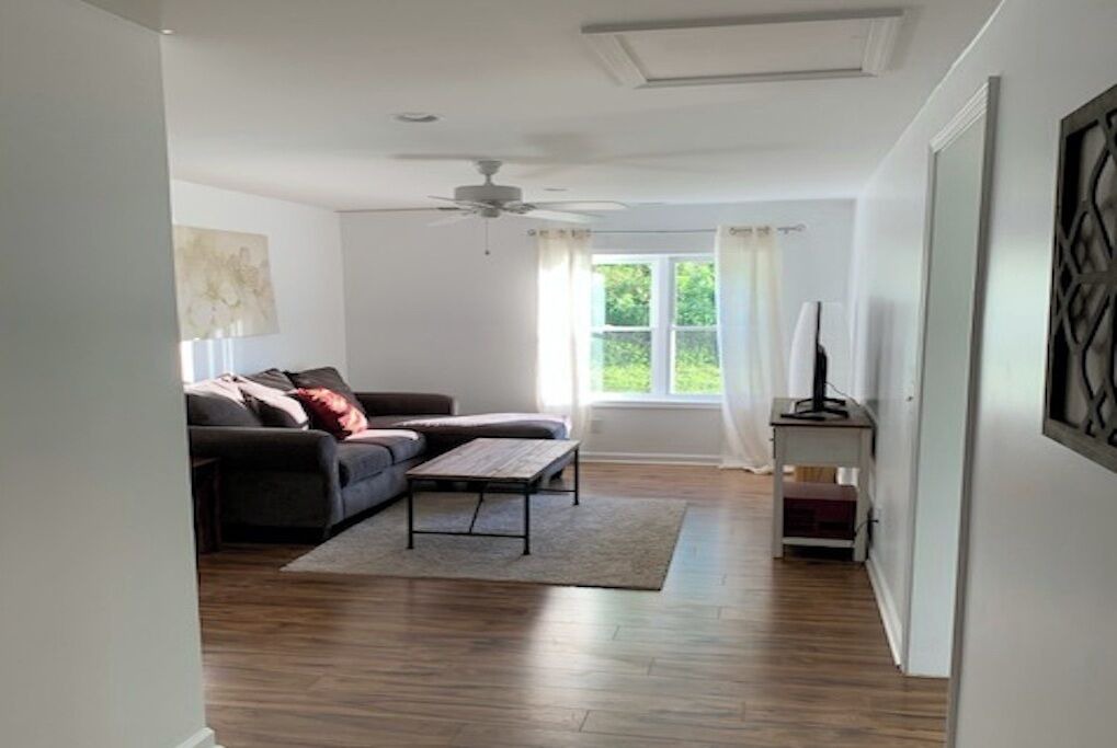 Photo of Livingroom in Hampton