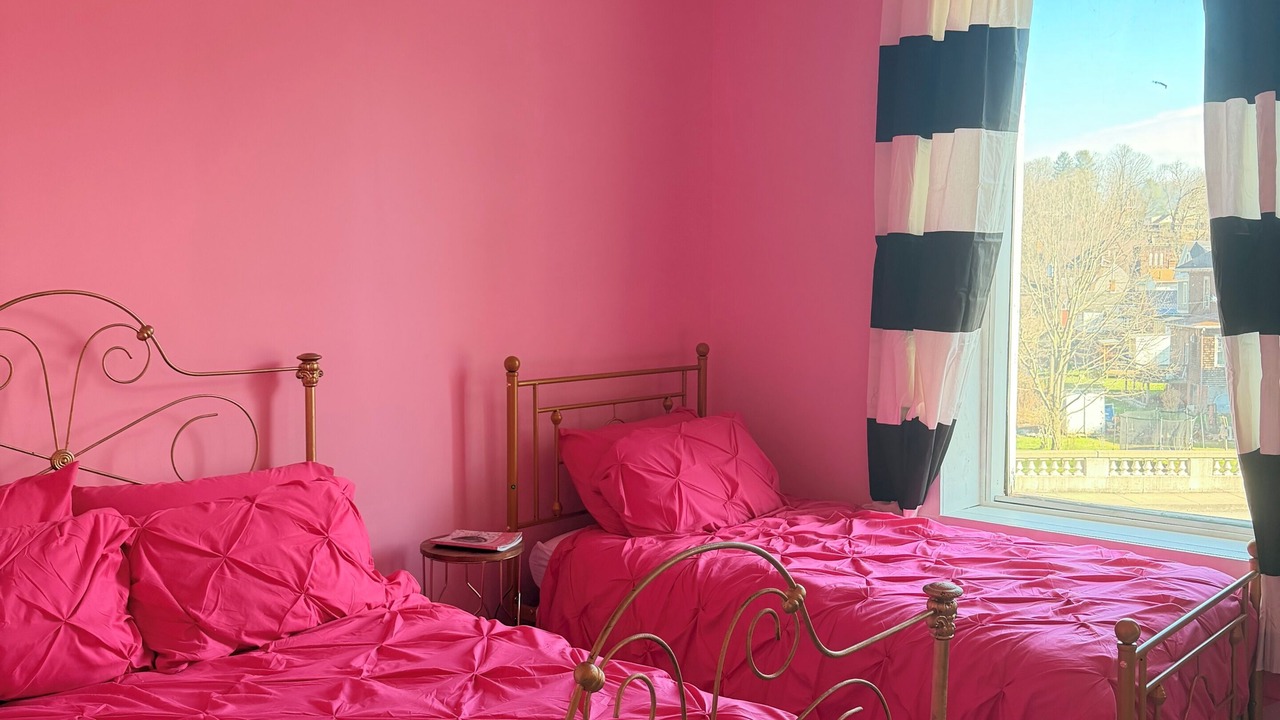 Photo of Bedroom in Mannington