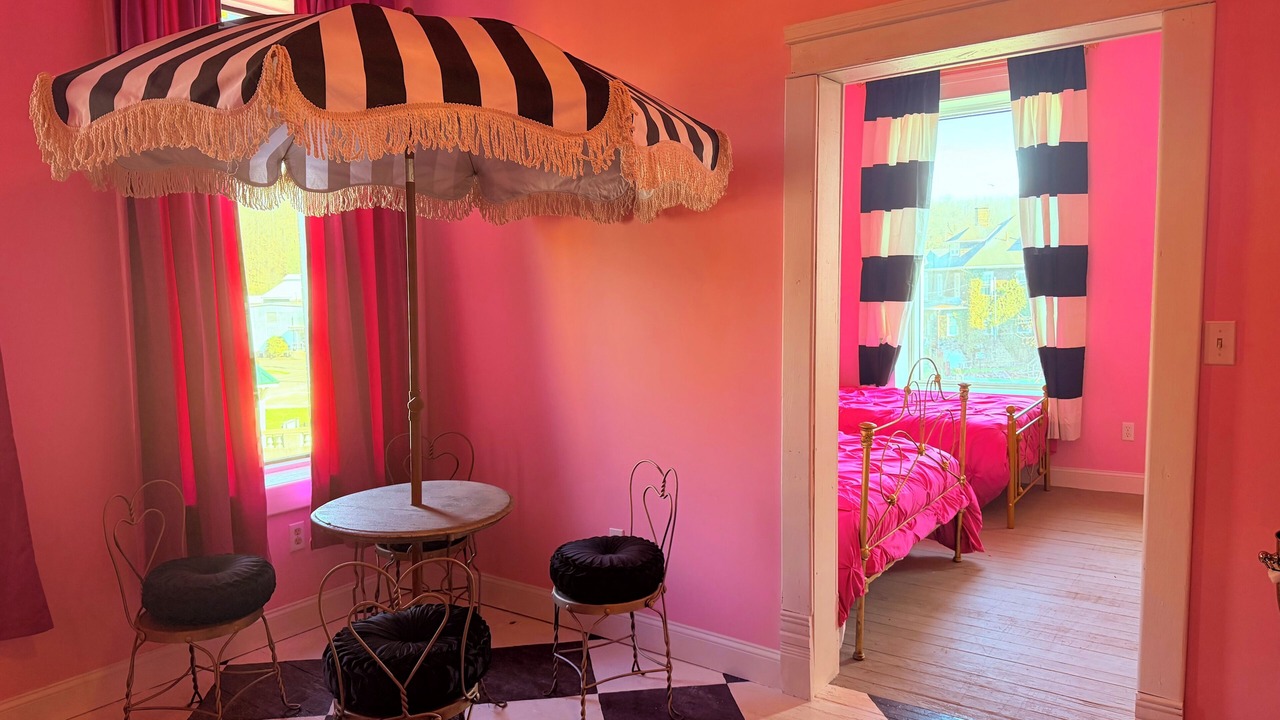 Photo of Bedroom in Mannington