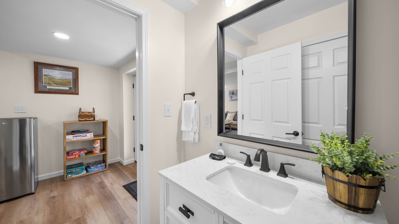 Photo of Bathroom in Apple Ridge