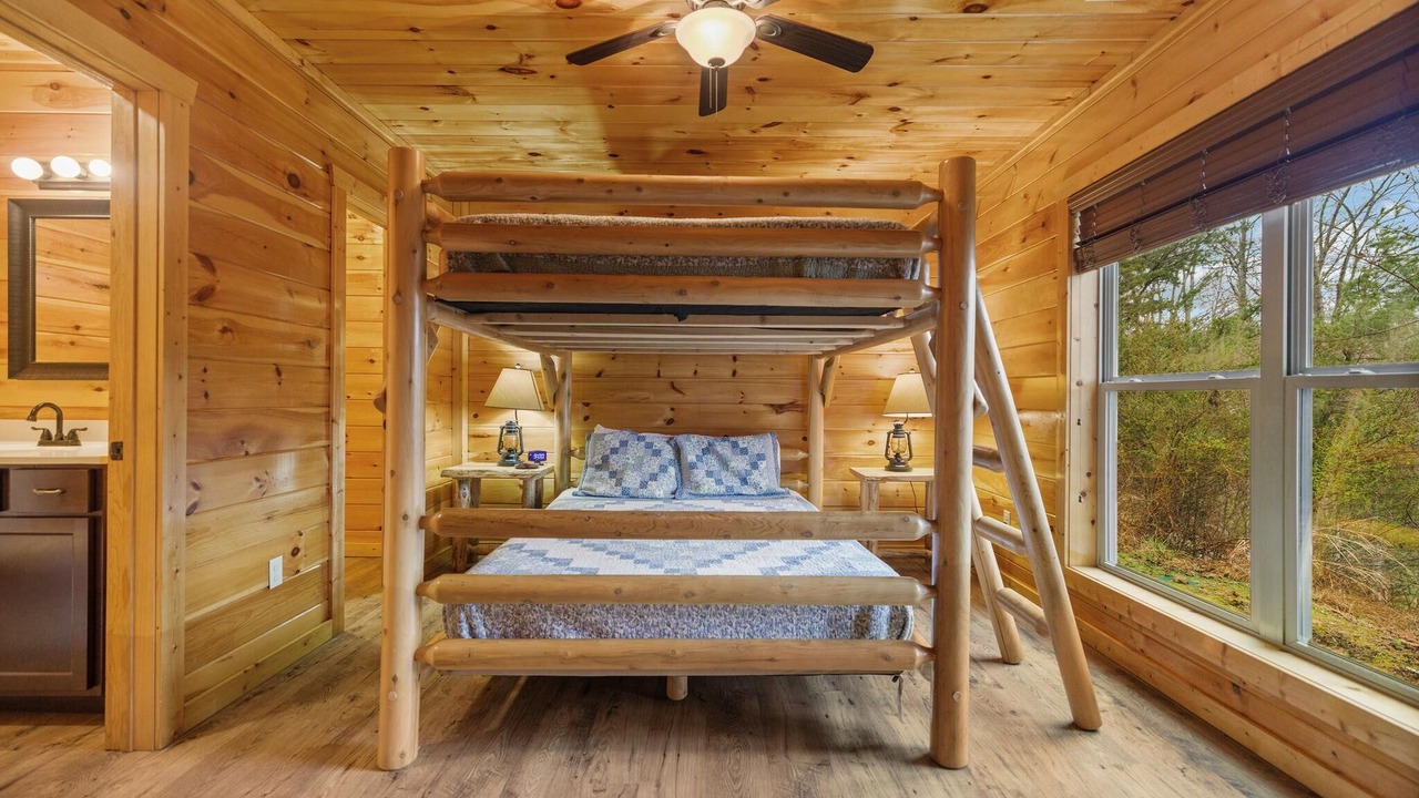 Photo of Bedroom in Rogers