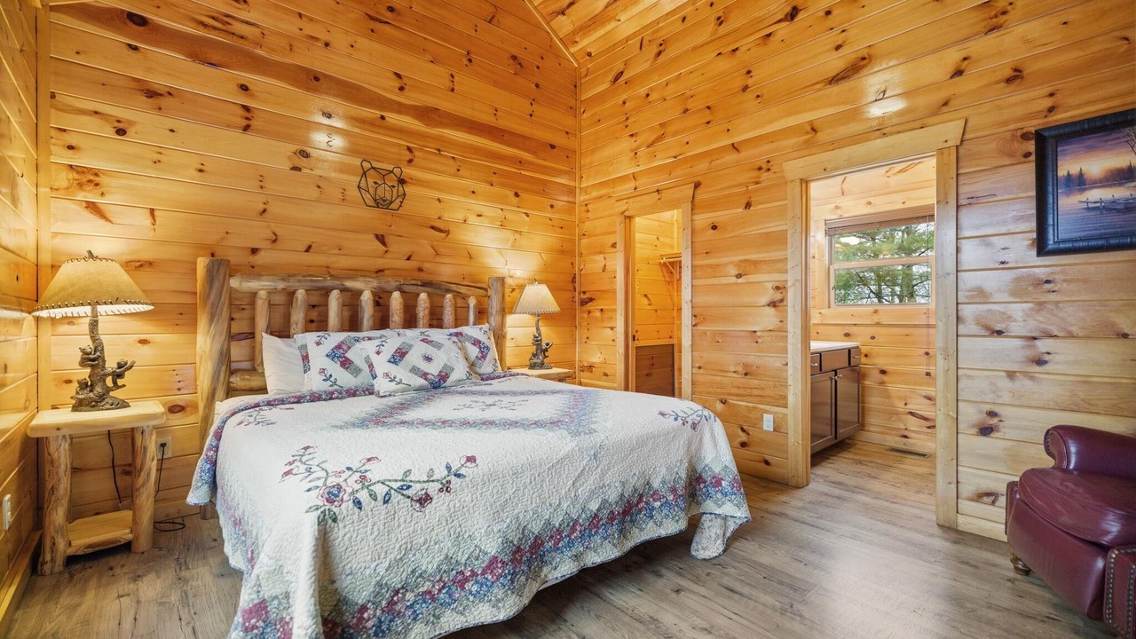Photo of Bedroom in Rogers