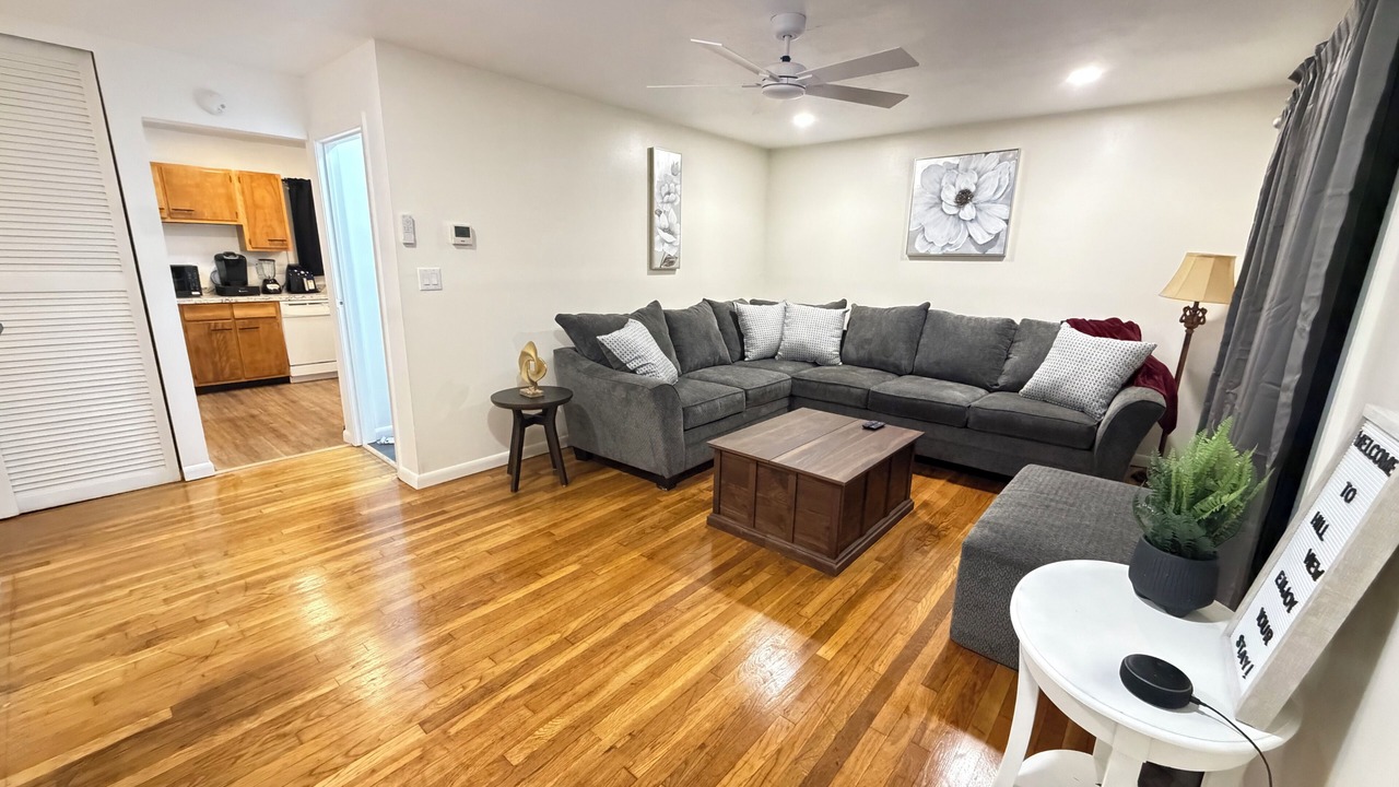 Photo of Livingroom in Spring Hill
