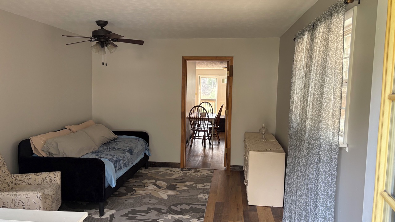 Photo of Livingroom in Hampton