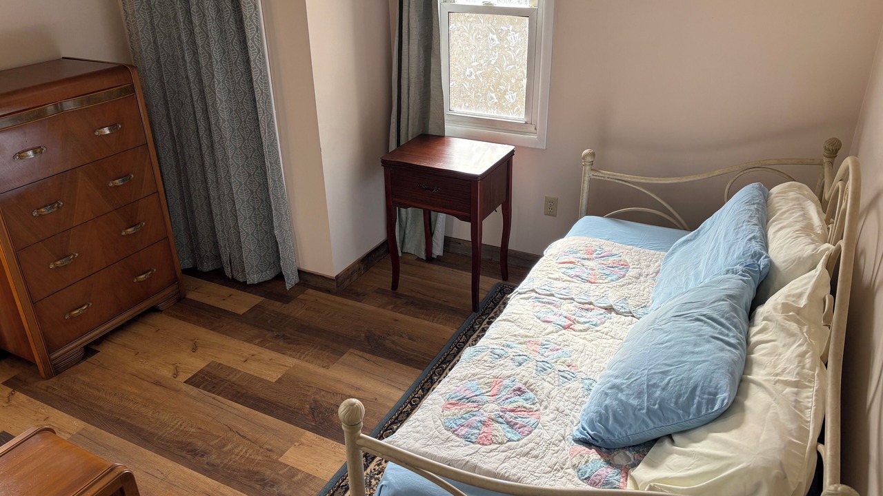 Photo of Bedroom in Hampton