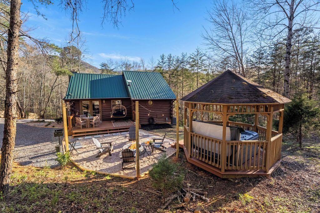 Photo of Patio Balcony in Sevierville