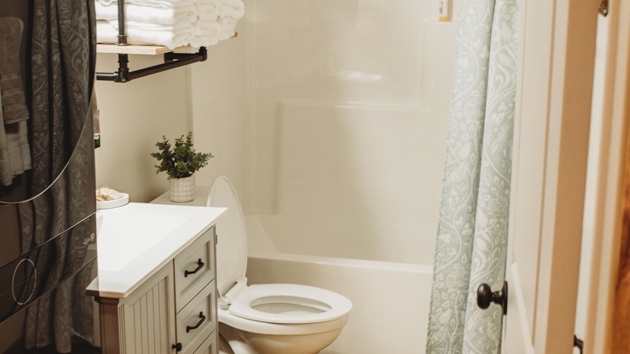 Photo of Bathroom in Procious