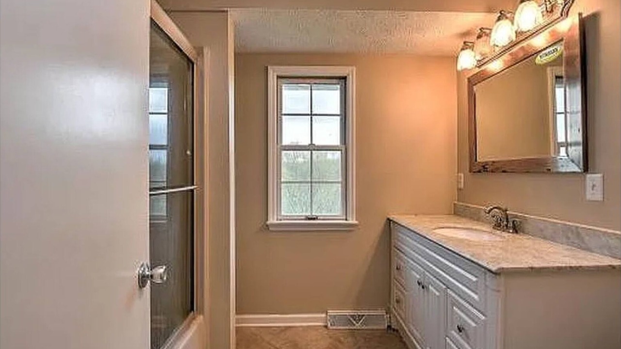Photo of Bathroom in Jonesborough