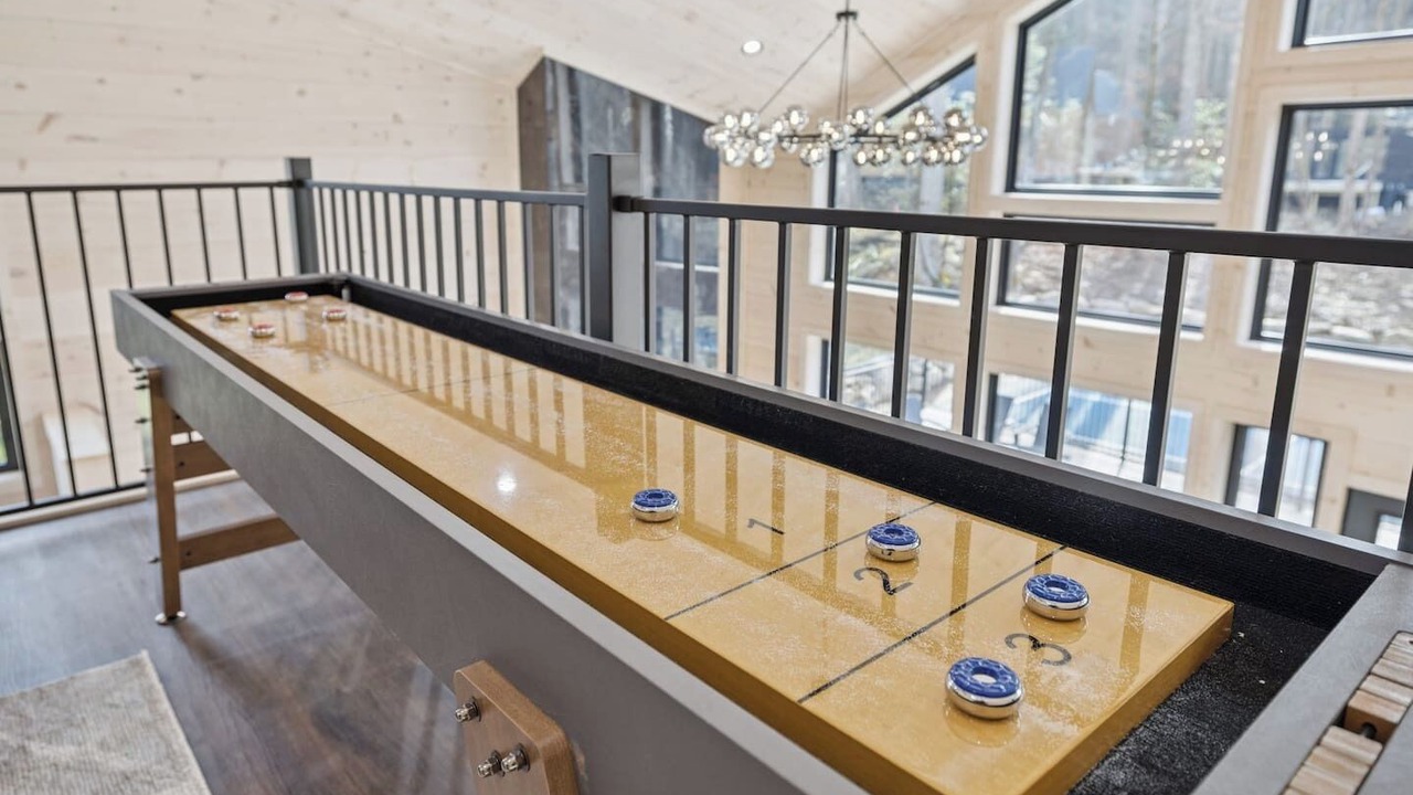 Photo of Bedroom in Pittman Center