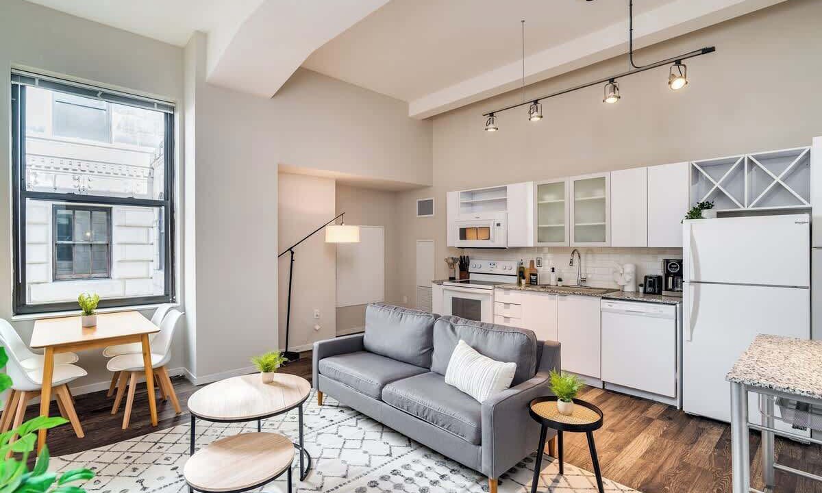 Photo of Livingroom in Downtown Cincinnati