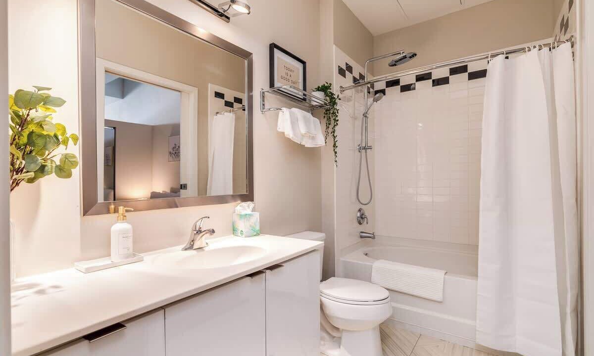Photo of Bathroom in Downtown Cincinnati
