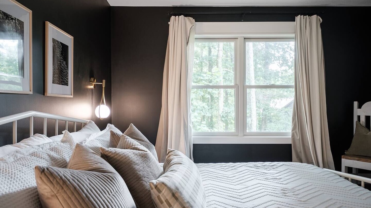 Photo of Bedroom in Lake Lure
