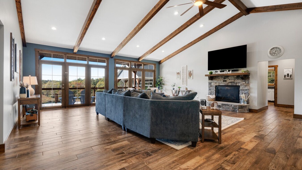 Photo of Livingroom in Campton