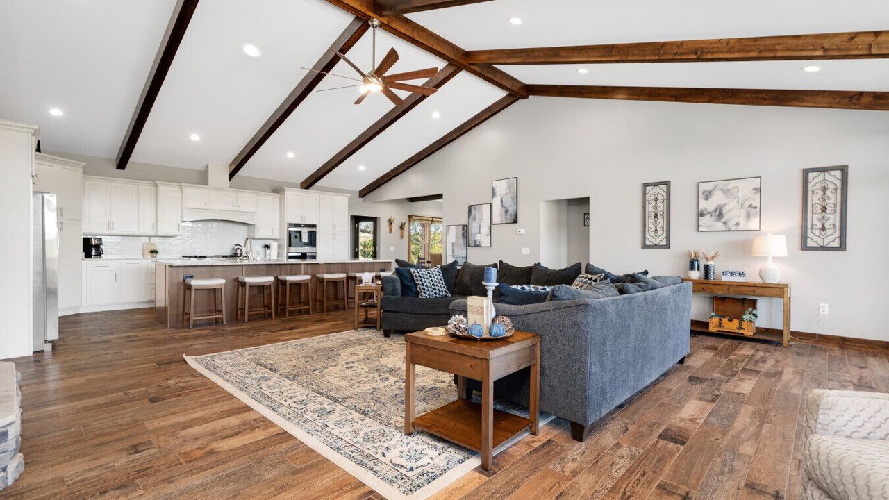 Photo of Livingroom in Campton
