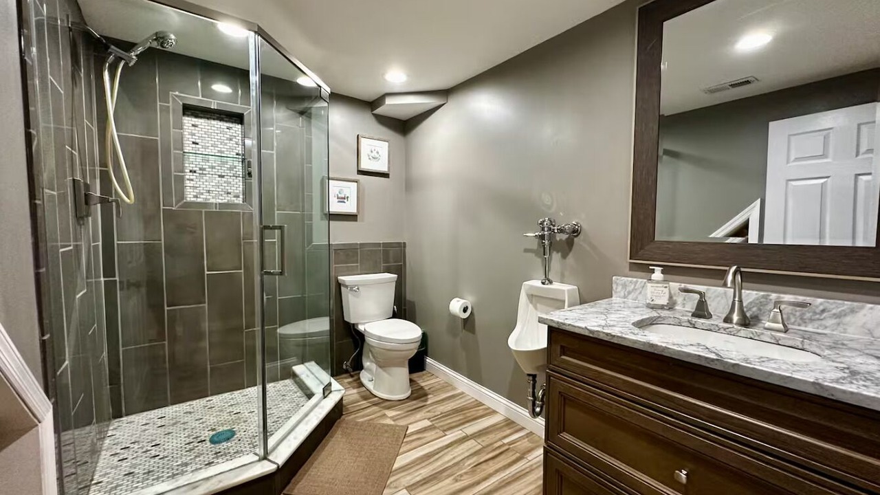 Photo of Bathroom in Villa Hills