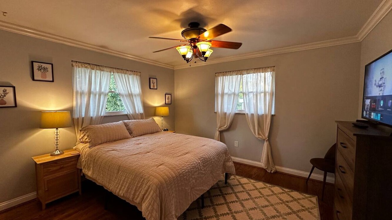 Photo of Bedroom in Villa Hills