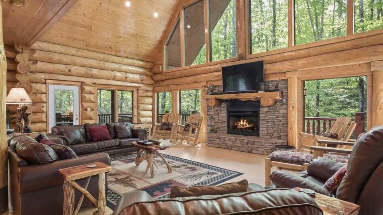 Photo of Livingroom in Pittman Center