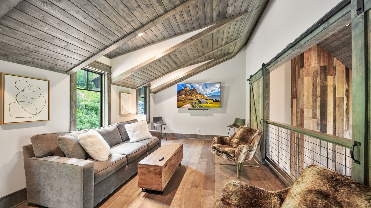 Photo of Livingroom in Banner Elk