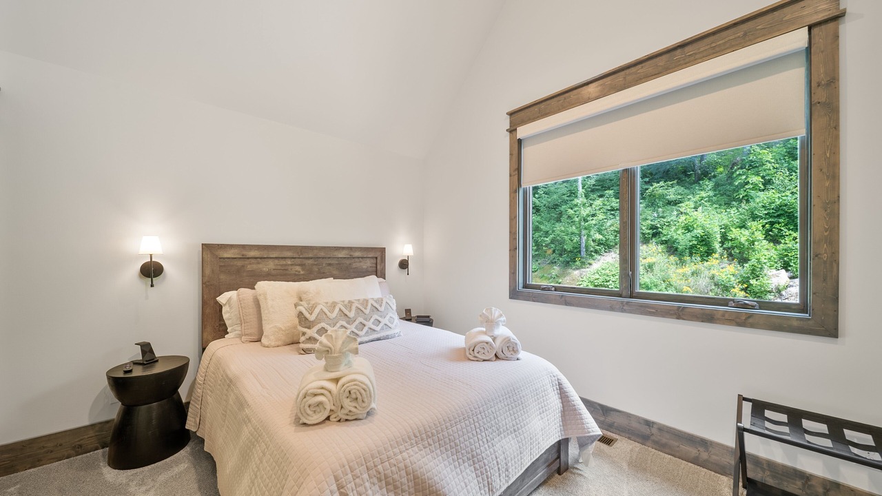Photo of Bedroom in Banner Elk