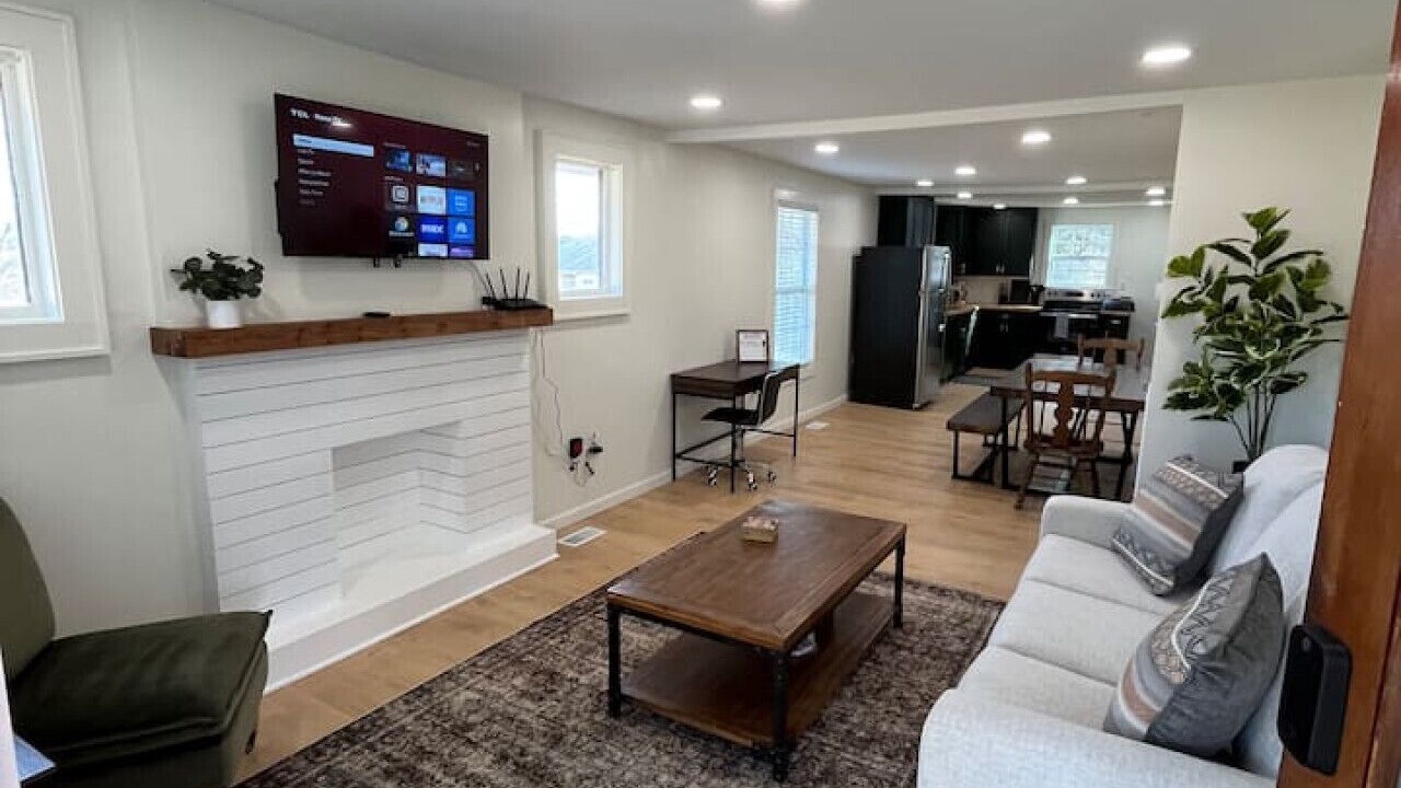 Photo of Livingroom in Johnson City