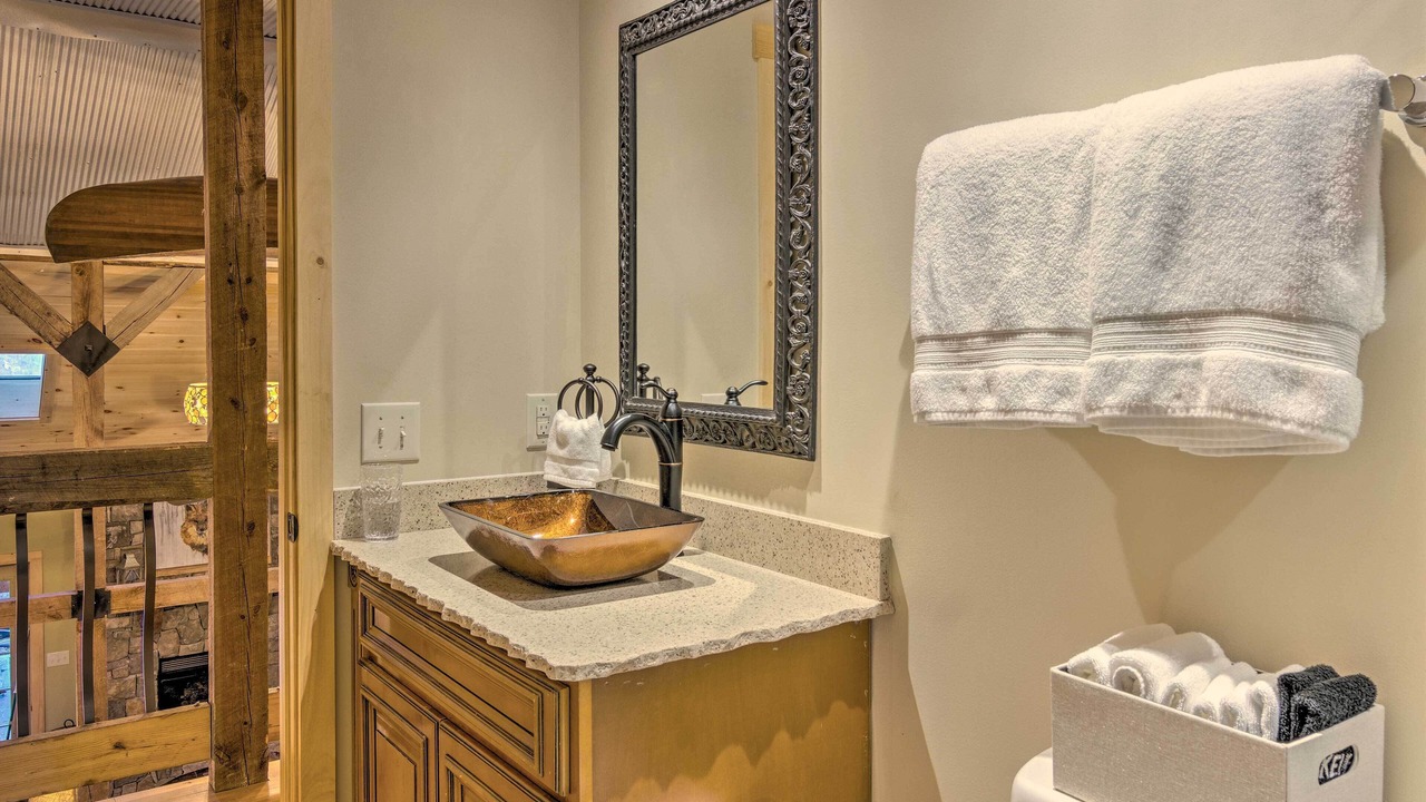 Photo of Bathroom in Skyland
