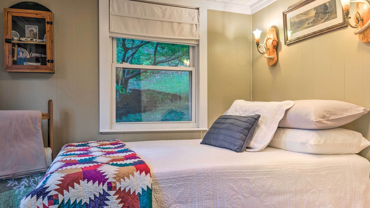 Photo of Bedroom in Chimney Rock