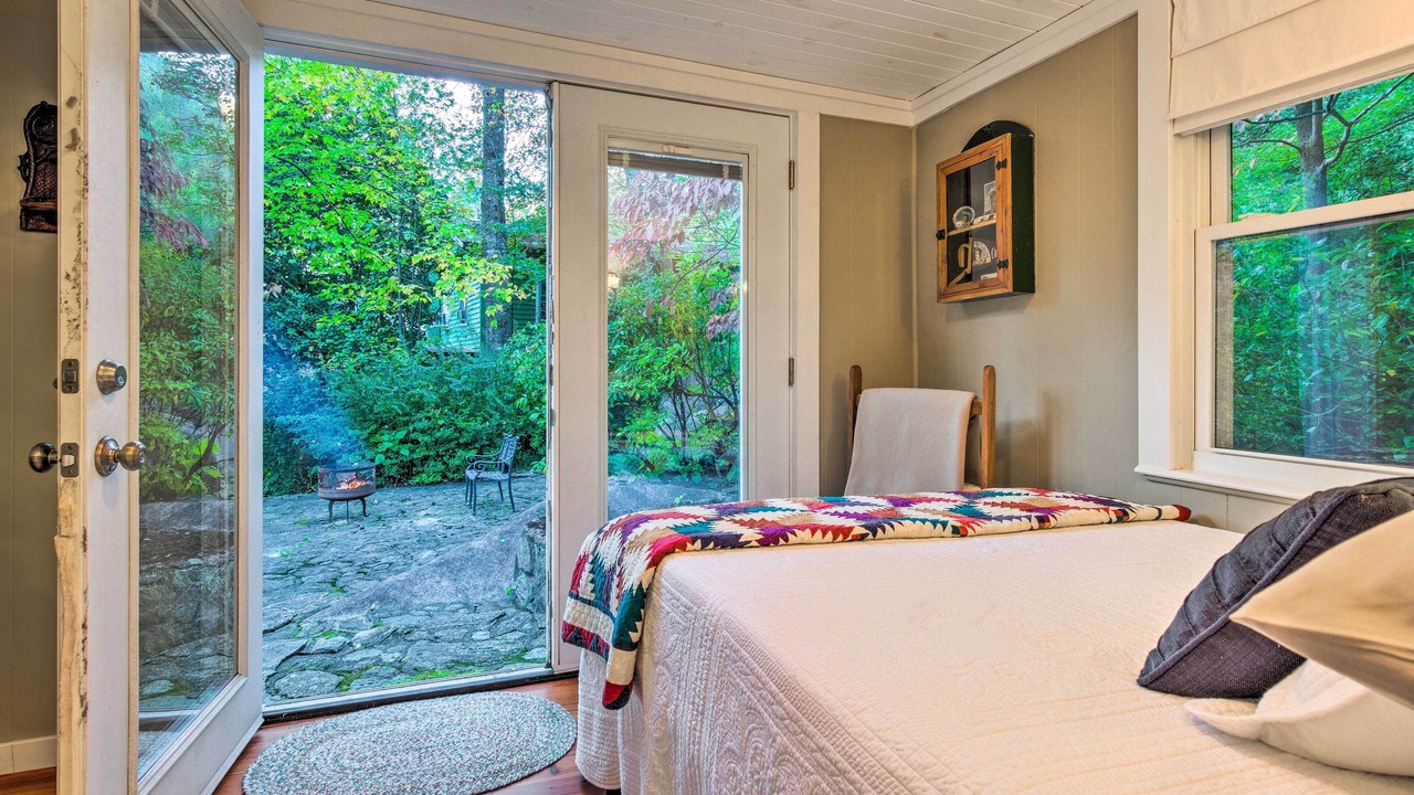 Photo of Bedroom in Chimney Rock