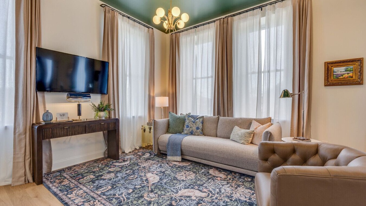 Photo of Livingroom in Elizabethton