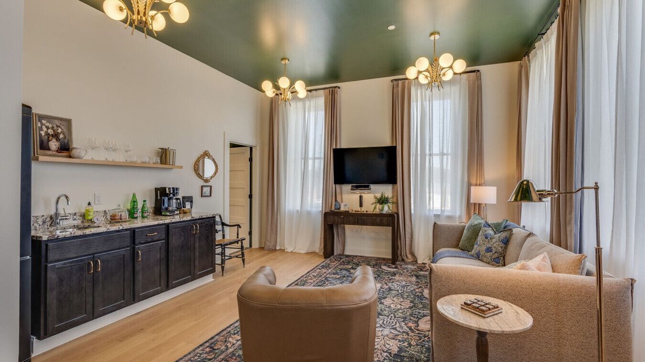 Photo of Livingroom in Elizabethton