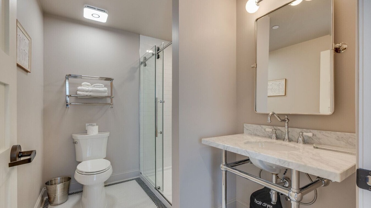 Photo of Bathroom in Elizabethton