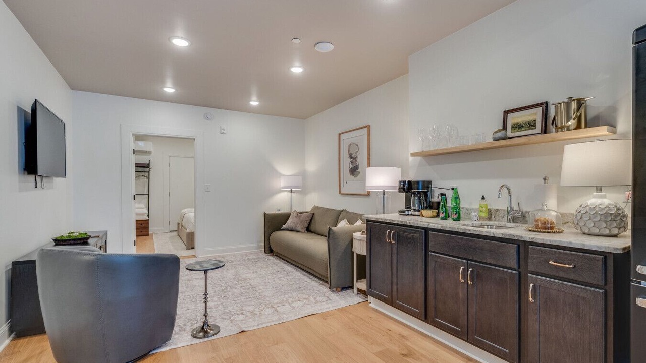 Photo of Livingroom in Elizabethton