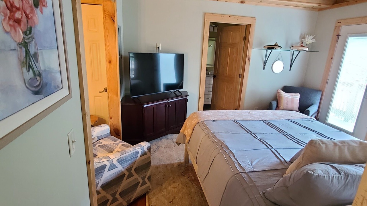 Photo of Bedroom in Lake Lure