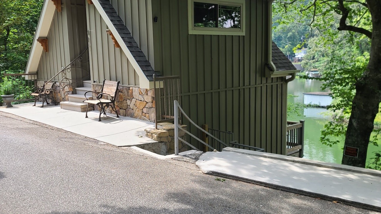 Photo of Outdoor in Lake Lure