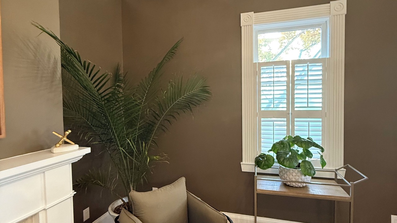 Photo of Livingroom in Charlotte Center City