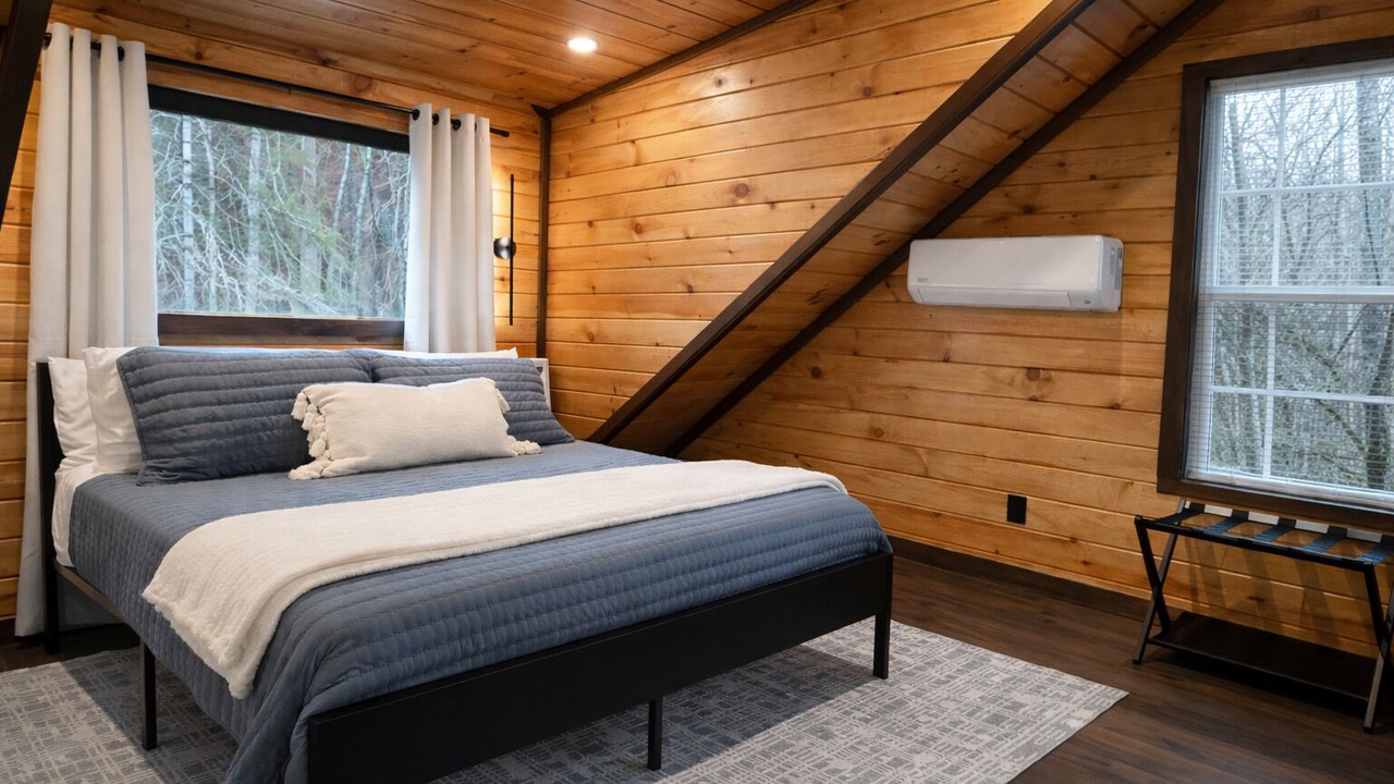 Photo of Bedroom in Campton