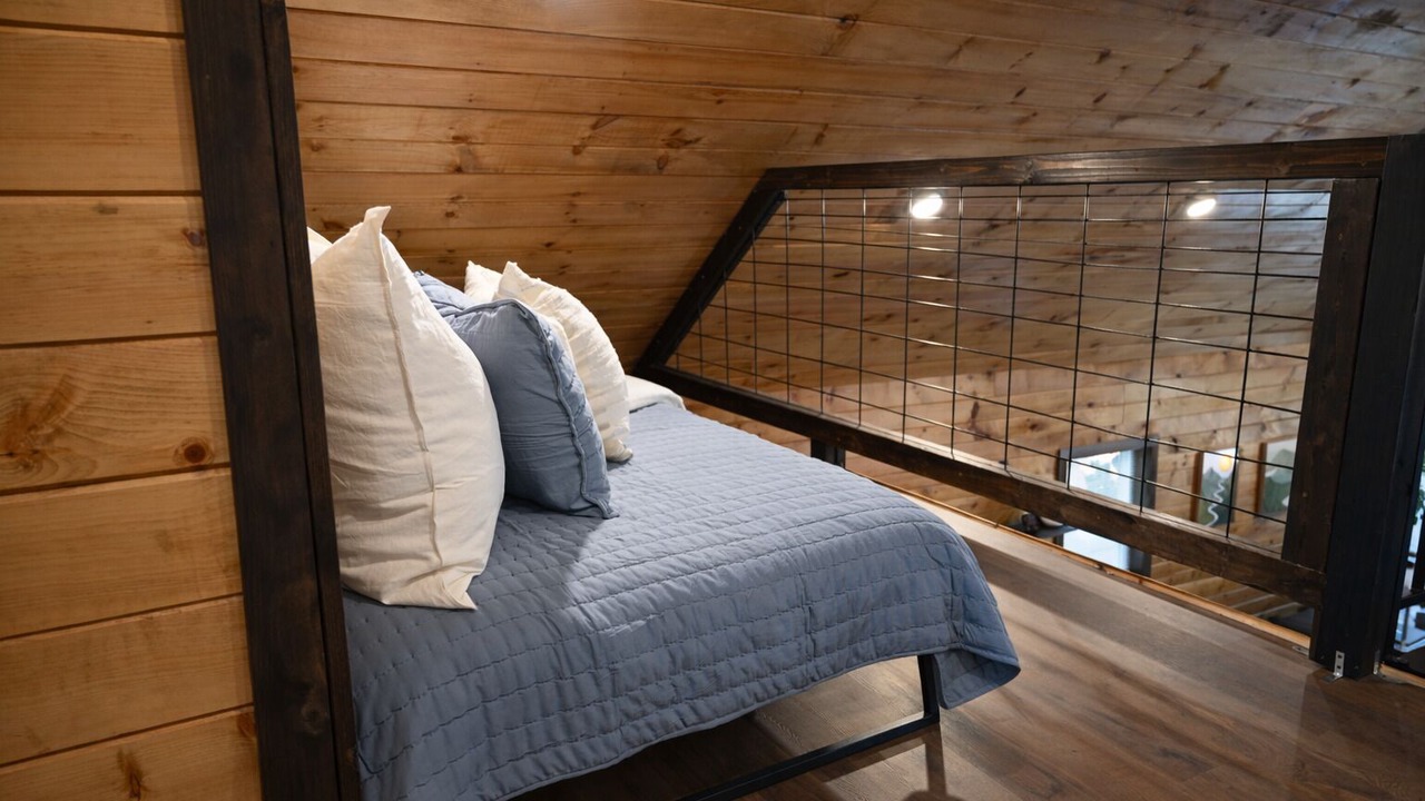 Photo of Bedroom in Campton