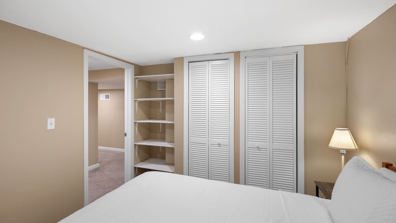 Photo of Bedroom in Columbia-Tusculum